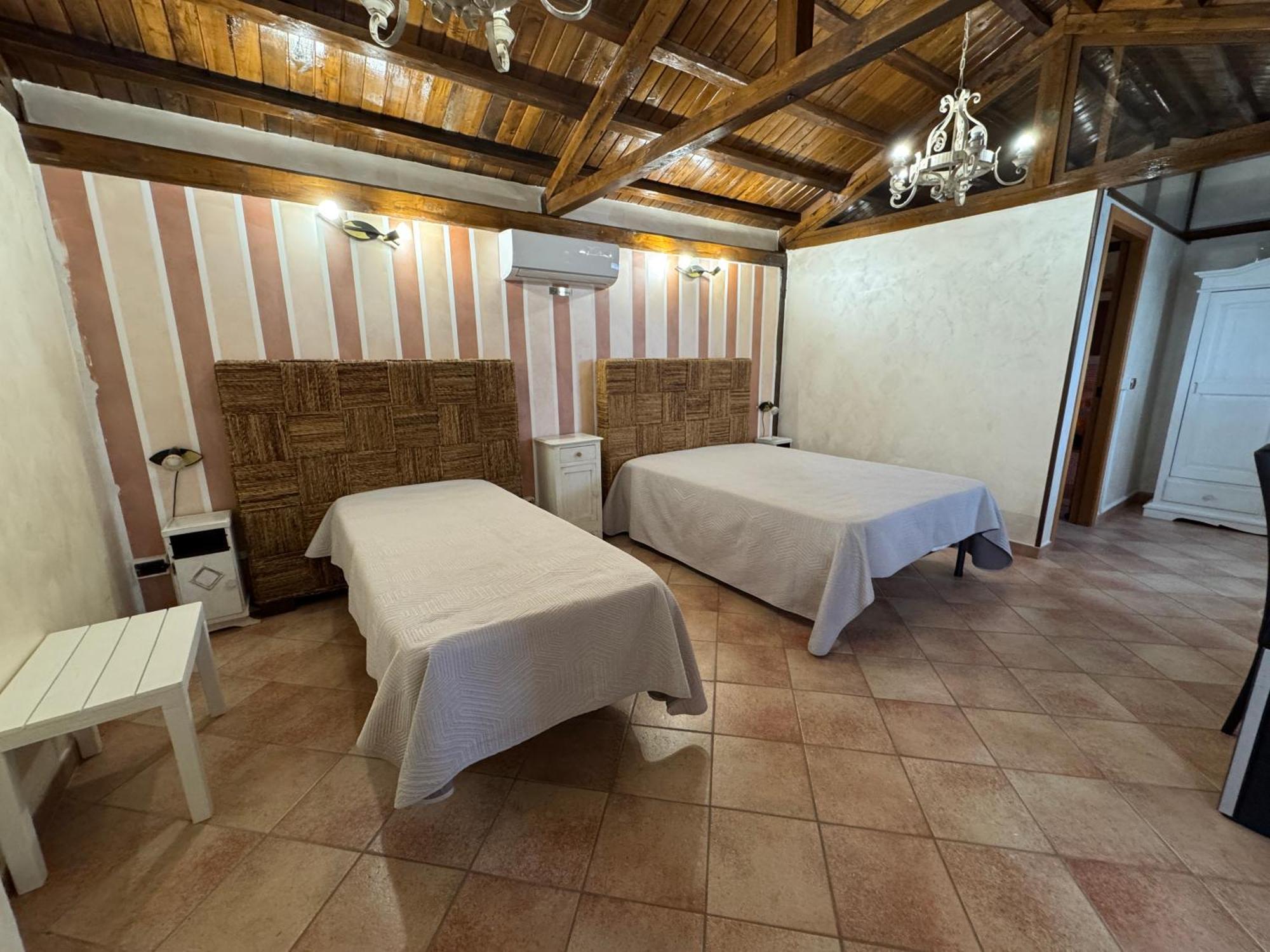 B&B Oasi Di Mamma Clara Latina Eksteriør bilde